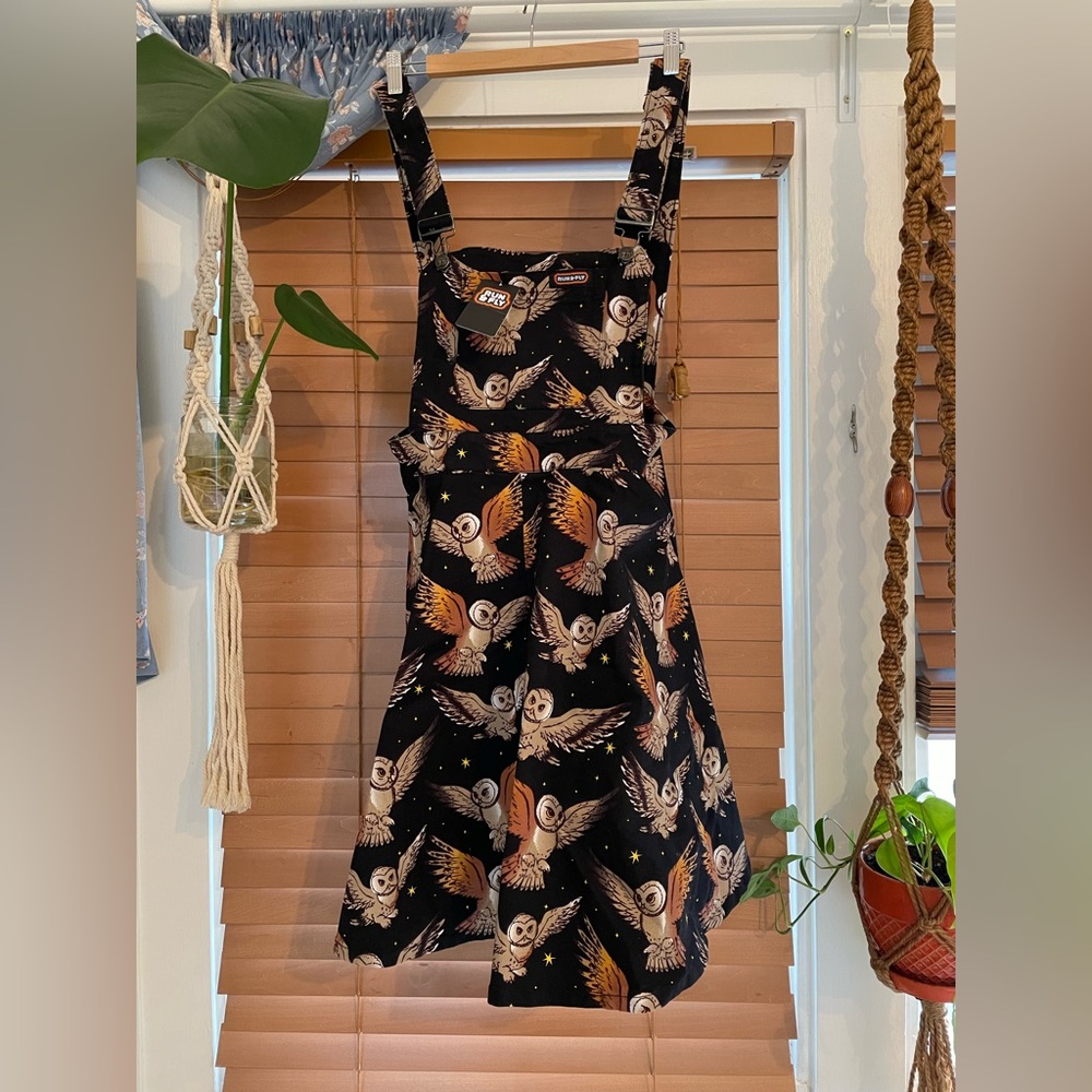 Run & Fly Owl Pinafore Sz L NWT